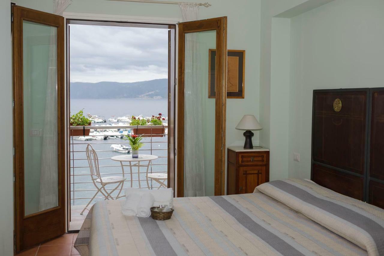 Bed and Breakfast La Sciabica Шилла Екстер'єр фото